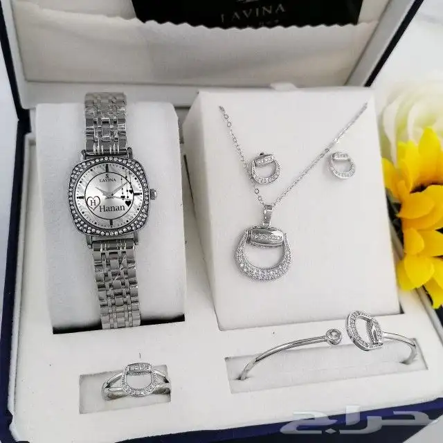 كل ما يخص المرئه من اكسسوارات فروات ساعات تيشرتات 21