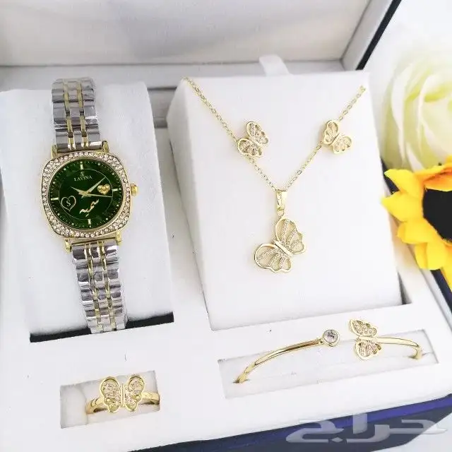 كل ما يخص المرئه من اكسسوارات فروات ساعات تيشرتات 15