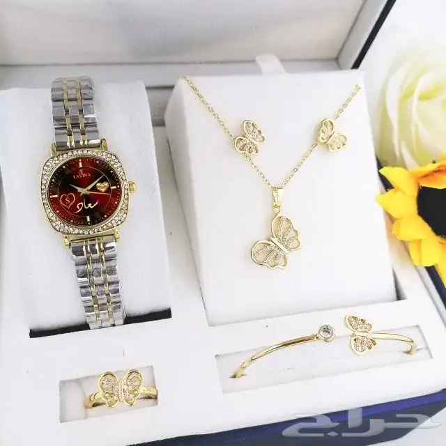 كل ما يخص المرئه من اكسسوارات فروات ساعات تيشرتات 26