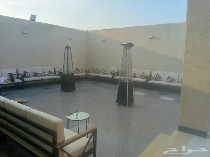 حفلات ومناسبات جلسات ارضيه للايجار 0