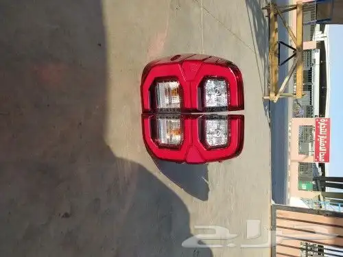 يتوفر لدينا اصطبات خلفيه هايلوكس دبل موديل 2021- 2022- 2023 1