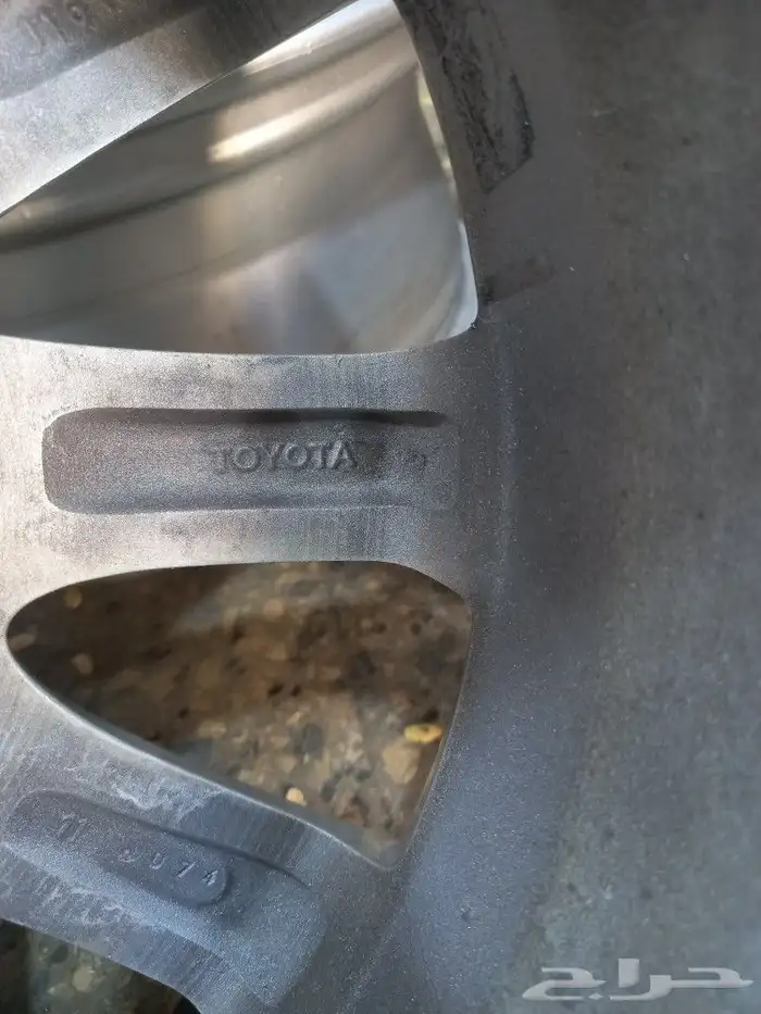 جنوط كامري موديل 2011 مقاس 16 اصلي وكاله 2
