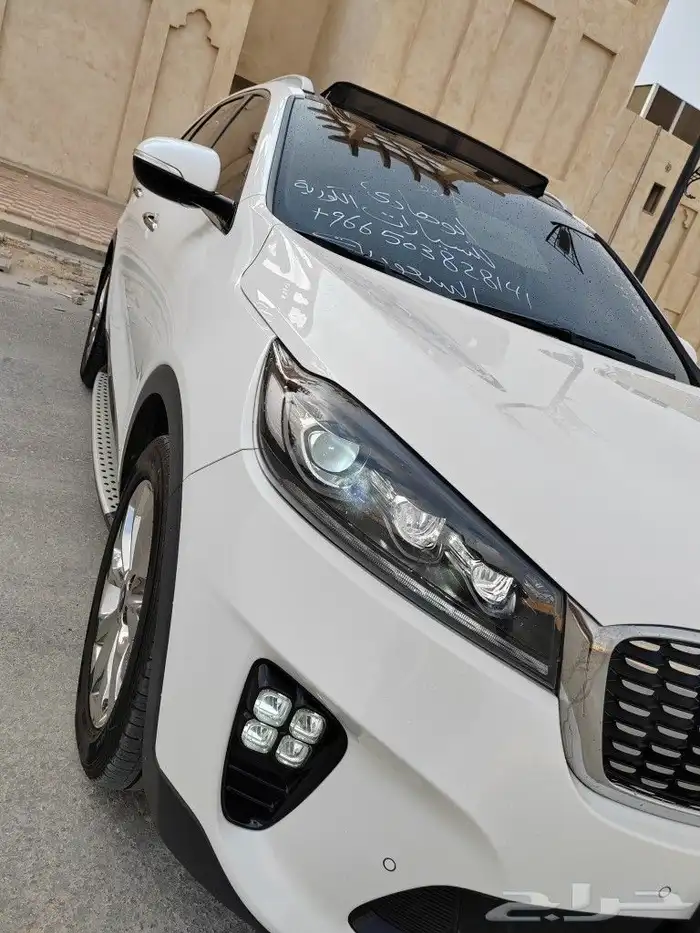 تم البيع سورنتو ديزل 2018 دبل 7 راكب بنرواما 5