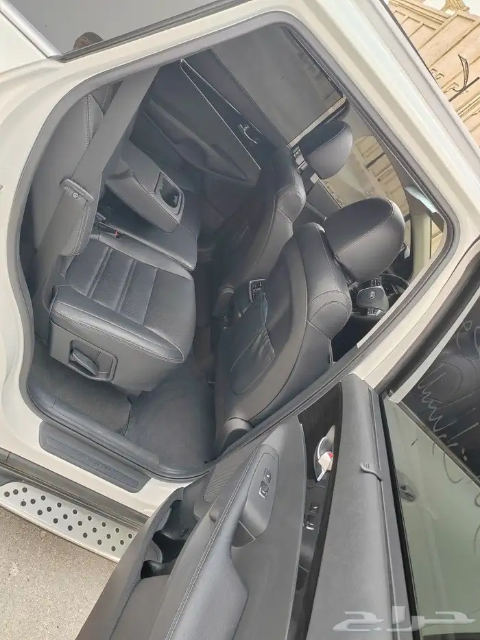 تم البيع سورنتو ديزل 2018 دبل 7 راكب بنرواما 21