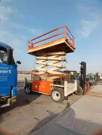 سيزرات ومان لفت ورافعات كهربائية للإيجار اليومي والشهري 8