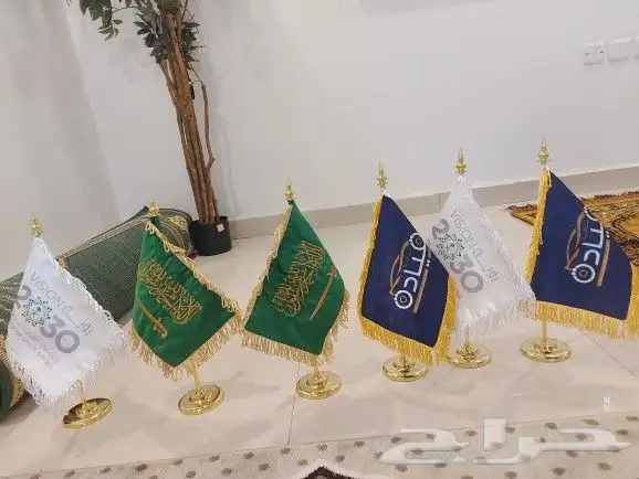 أعلام مكتبيه أعلام خارجيه أعلام ريشه 5