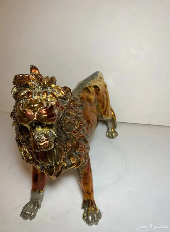 مجسم اسد أوربي قديم 4