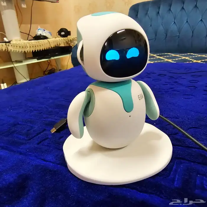 روبوت اليك جديد مع كامل اغراضه 3