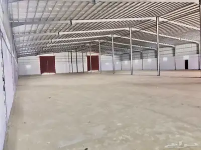 مستودعات لايجار 700 متر 0