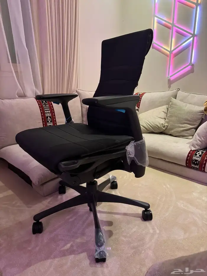 كرسي هيرمن ميلر امبودي قيمنق Herman miller Embody gaming 5