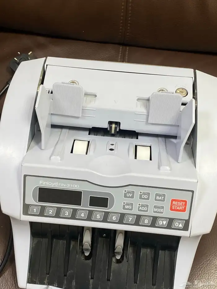 مكينه عد النقوود مكينه عد الفلوس 1