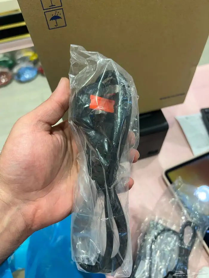 طابعه EEPSON جديده للبيع لم تستخدم 9