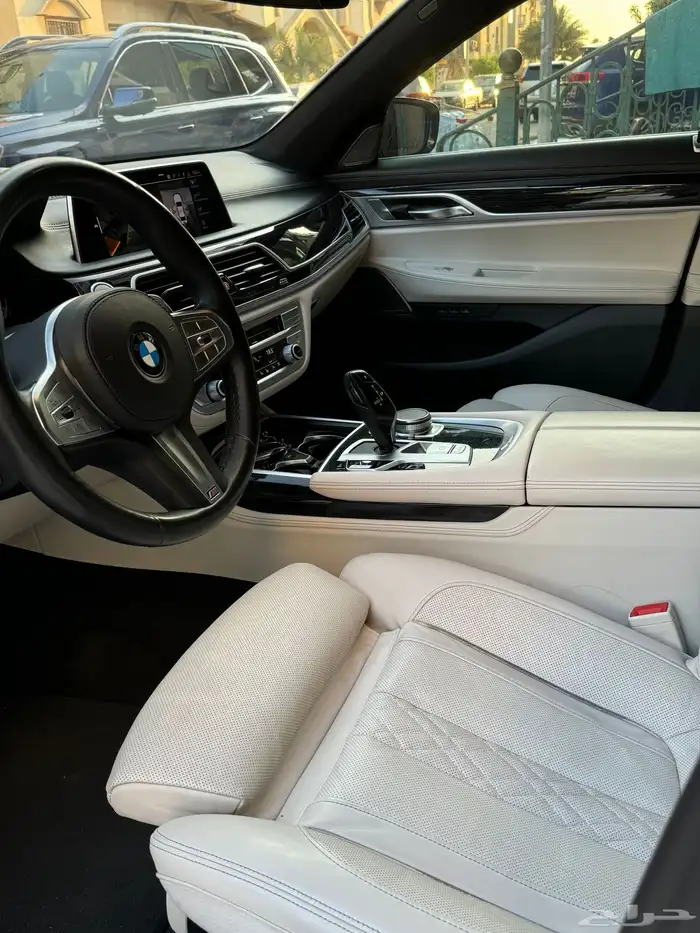 بي إم 2020 730LI ممشي 66000 8