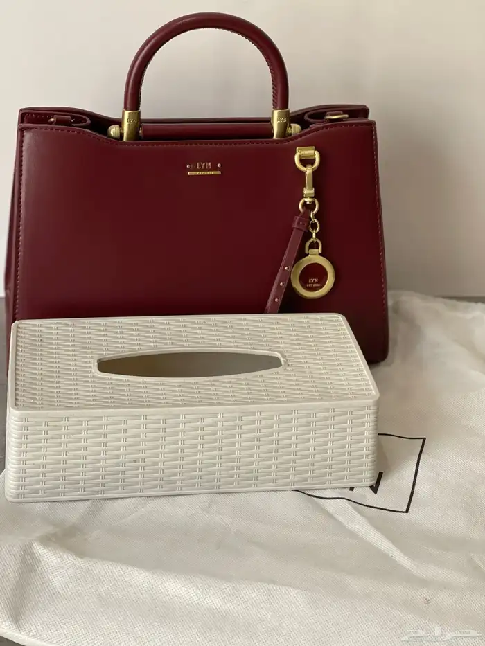 شنط ماركات اصليه جديده 15