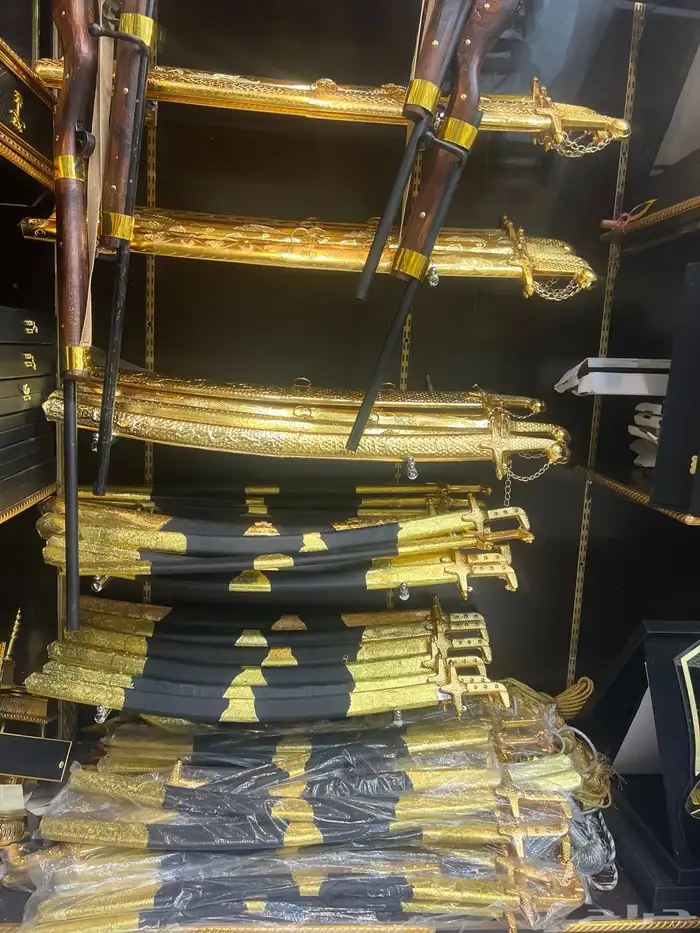 هدية زواج سيف درع ترقية 3