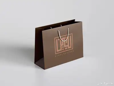 مصممة جرافيك احترافية 3