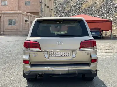 لكزس LX570 موديل 2014 قمة في النظافة ( تم البيع ). 4