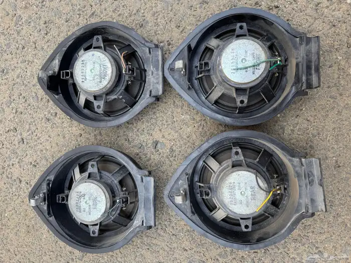 سماعات و اكتاف جمس تاهو 2010 3