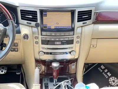 لكزس LX570 موديل 2014 قمة في النظافة ( تم البيع ). 15