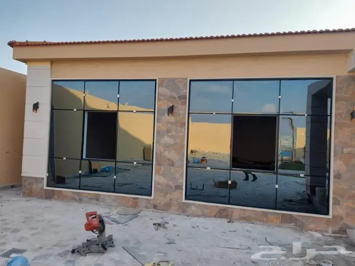 زجاج سكريت محايل عسير بلكونت 17