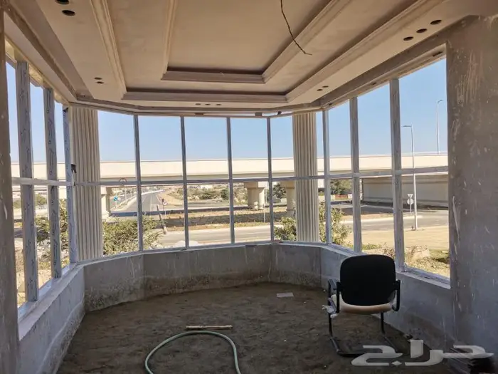 زجاج سكريت محايل عسير بلكونت 16