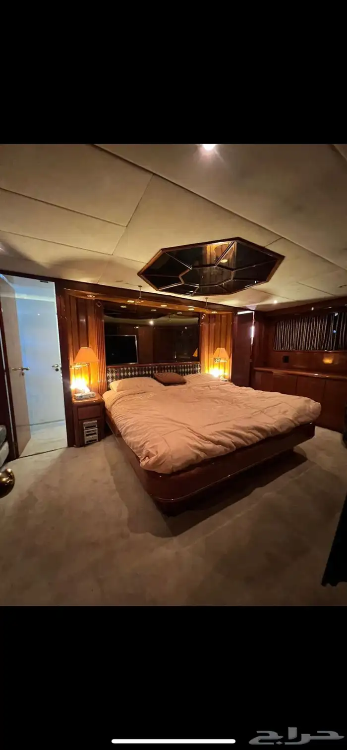 يخت Vip 8