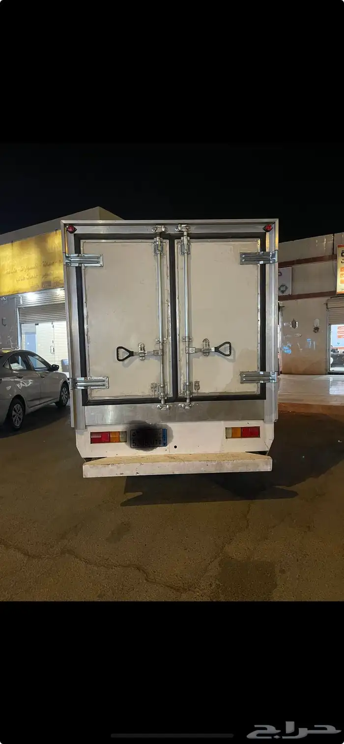 ونيت ايسوزو ثلاجة تبريد للايجار 3