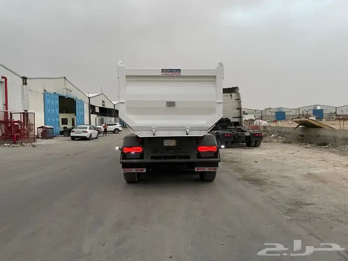 صندوق قلاب قاعده للبيع 4