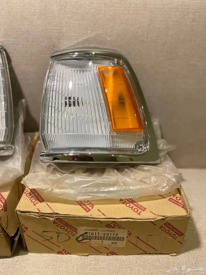 قطع غيار هايلكس89-97 اصلي وكاله اصطبات 6