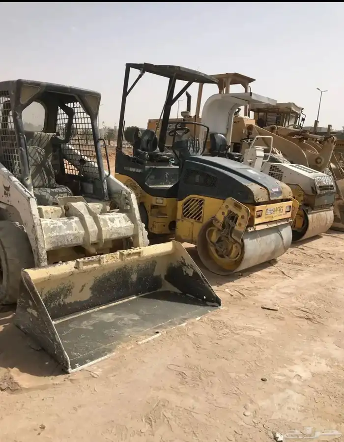 للإيجار بوبكات ورصاصه ومقاول اسفلت 10