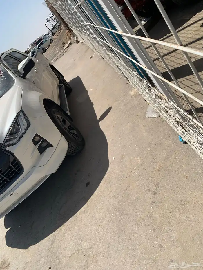 ايسوزو موديل مصدوم يوجد شحن لجميع المملكه 2