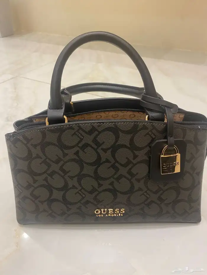 شنطة نسائية قس وسط 0