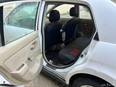 نيسان تيدا تشليح 4