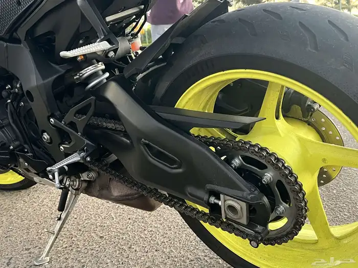 Yamaha R1s 2018 10