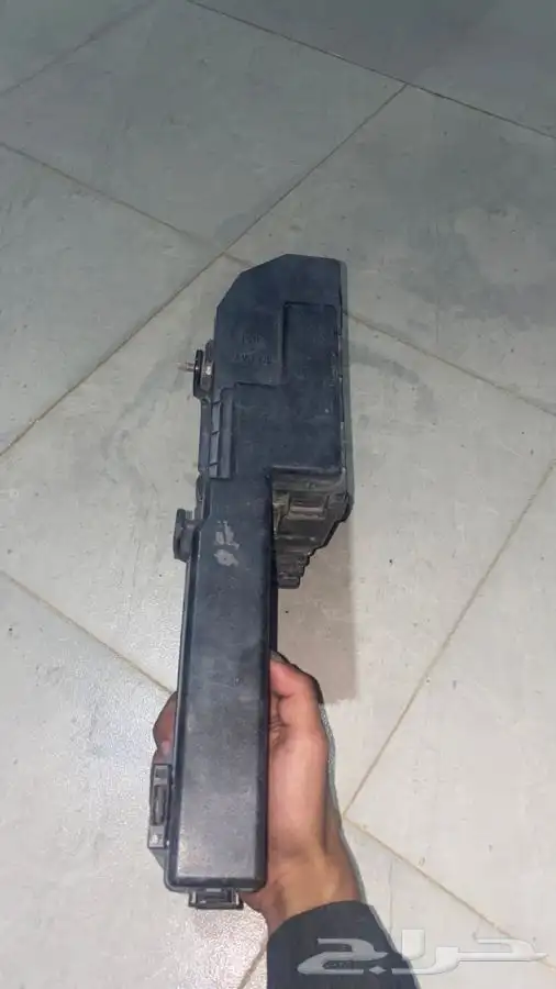 قطع كامري 98-2002 للبيع 3