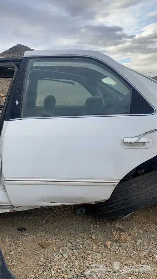 قطع كامري 98-2002 للبيع 51