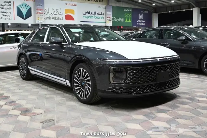 هيونداي ازيرا كاليجرافي 2024 3
