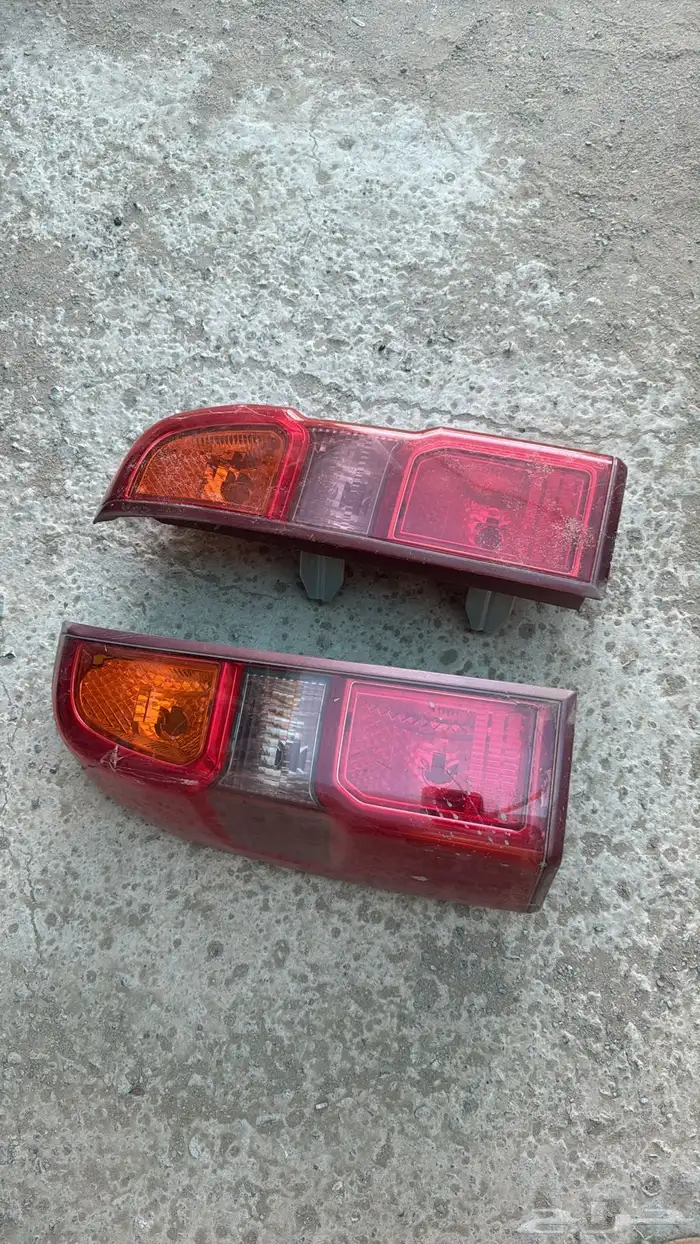 اغراض فتك نيسان نظيف وعلى الشرط حياكم تفضلوا 18