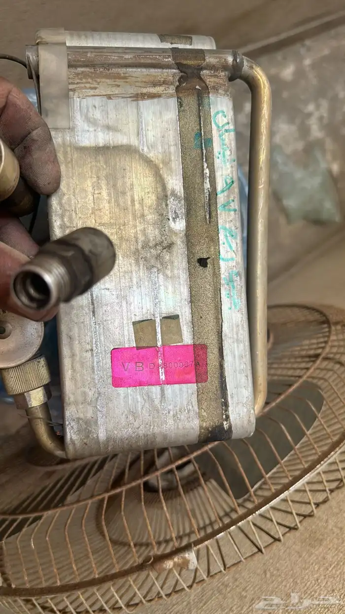 اغراض فتك نيسان نظيف وعلى الشرط حياكم تفضلوا 13