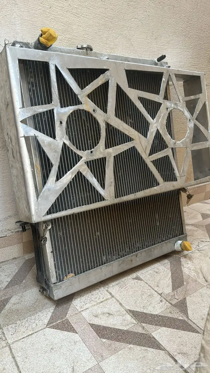 اغراض فتك نيسان نظيف وعلى الشرط حياكم تفضلوا 9