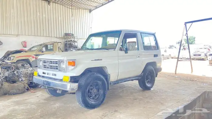 قطع غيار جيب ربع 1995-2006 0