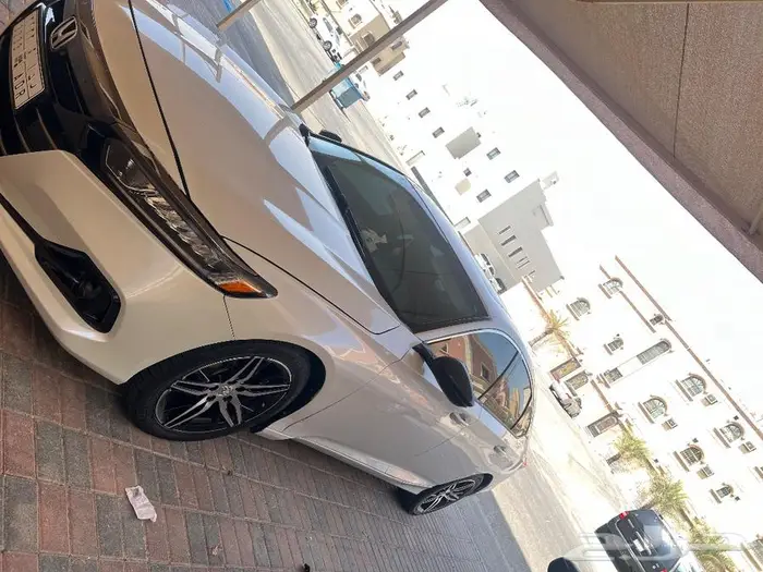 للبيع اكورد 2022 سبورت مكينه 1.5 مالك اول 19