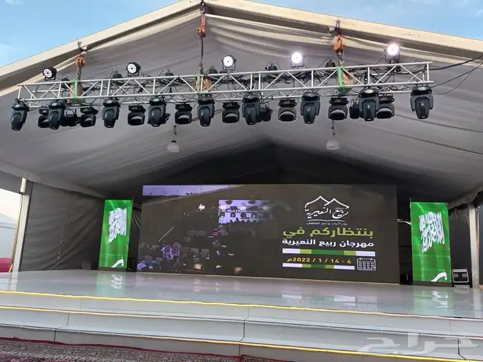 شاشات عملاقه واضاءات 14