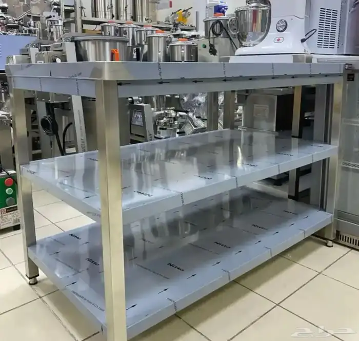 يوجد لدينا تفصيل طاولات استيل. 304 0