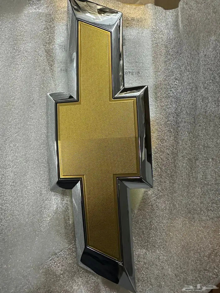 علامة شعار شبك سلفرادو من 2016 الى 2018 0