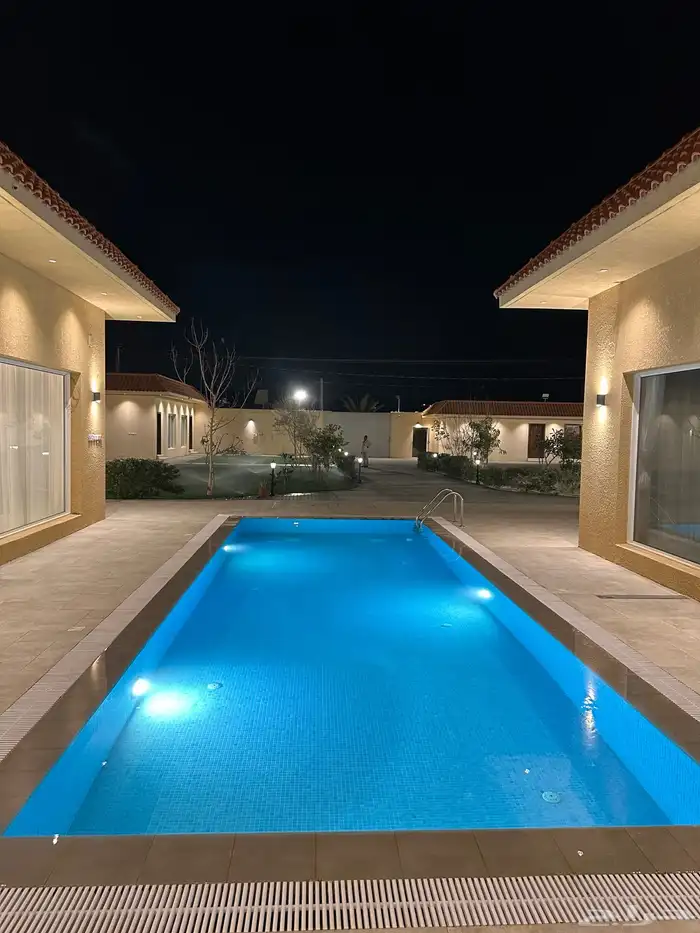 شاليه فاخر للايجار اليومي بالعمارية 1