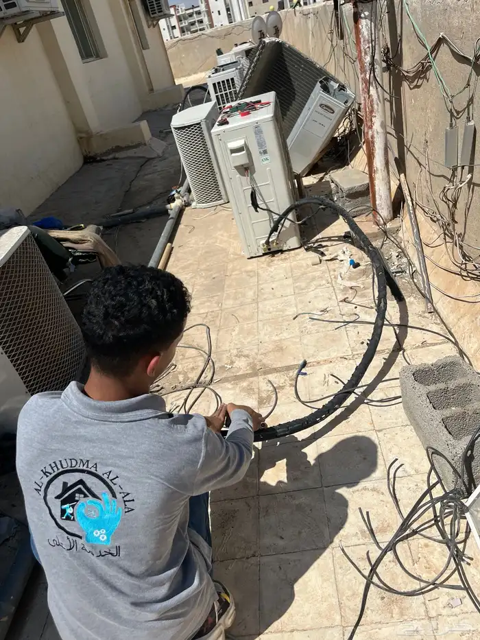 صيانة اجهزة التكييف وغسيلها وتريكبها اسعار تنافسيه 24