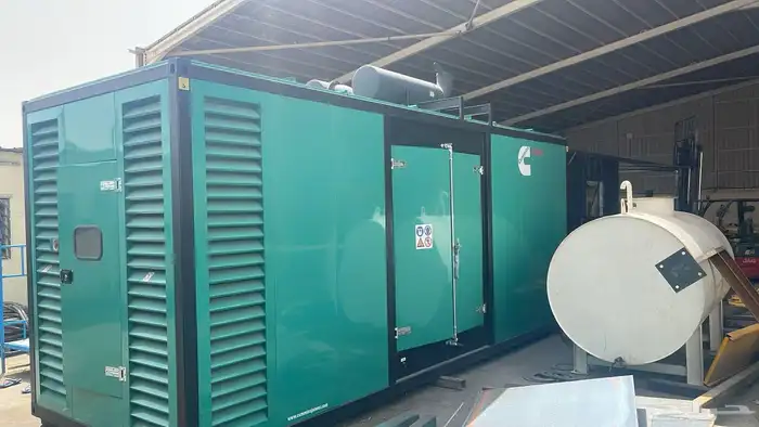 مولدات ومواطير وتاورلايت للايجار والبيع 8