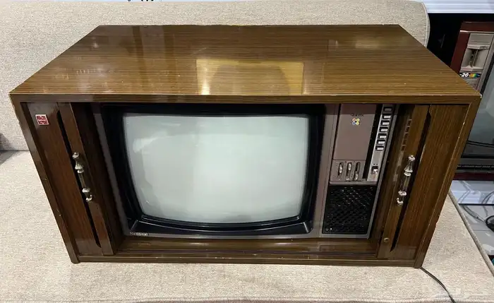 صيانة تلفزيون قديم فيديو قديم راديو قديم 10