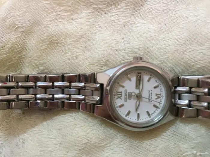 ساعه SEIKOنسائيه 1